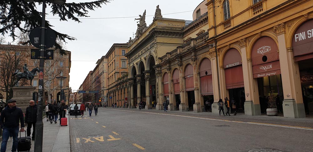 bologna-italy-maria-frangieh-blog-travel-city bologna-italy-maria-frangieh-blog-travel-city