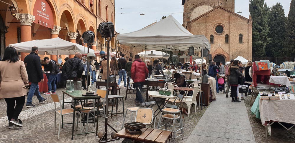 piazza-santo-stefano-seven-churches-bologna-italy-maria-frangieh-blog-travel-2 piazza-santo-stefano-seven-churches-bologna-italy-maria-frangieh-blog-travel-2