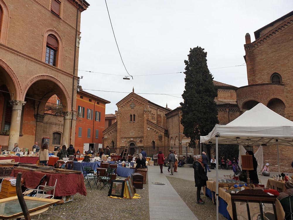 piazza-santo-stefano-seven-churches-bologna-italy-maria-frangieh-blog-travel-3 piazza-santo-stefano-seven-churches-bologna-italy-maria-frangieh-blog-travel-3