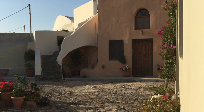 Santorini-Old-Villa-Restored-greece-maria-frangieh-blog-travel